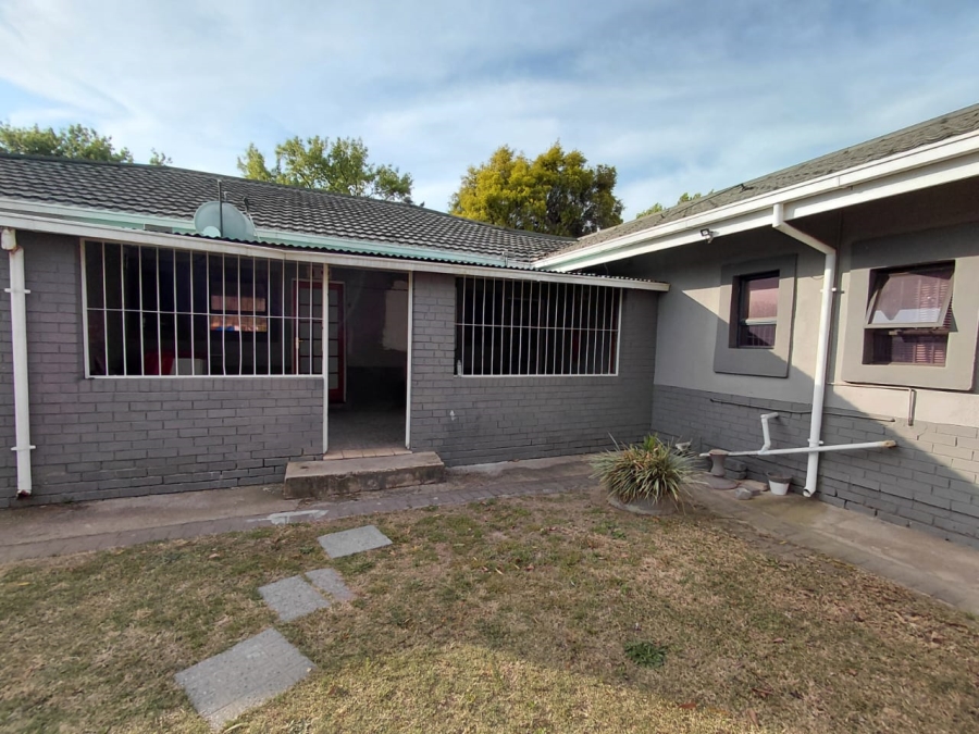 13 Bedroom Property for Sale in Sasolburg Ext 3 Free State